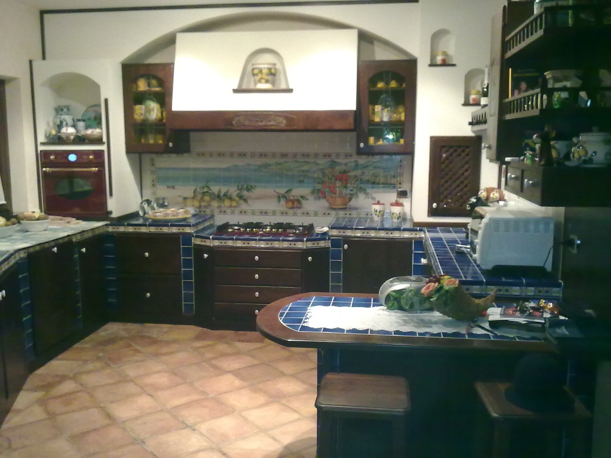 Cucine in muratura country chic : cucine con lavandino sotto la ...